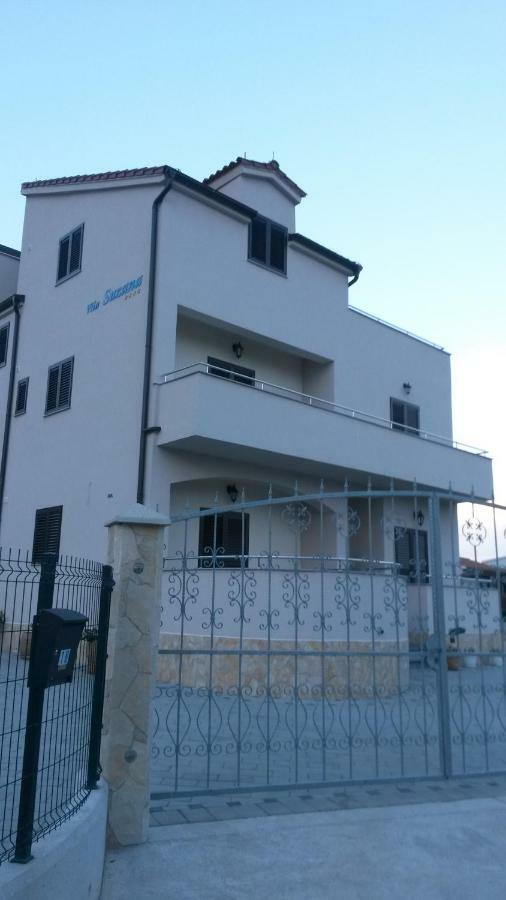 Vila Suzana Tribunj  Exterior photo
